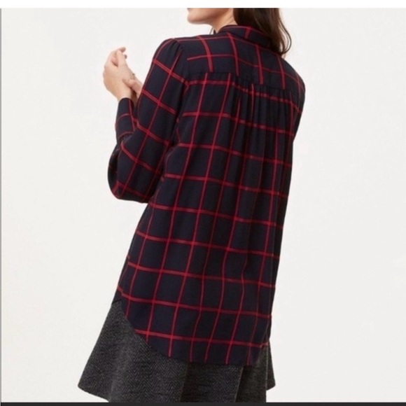 Loft Women's Navy and Red Top - Picture 2 of 5